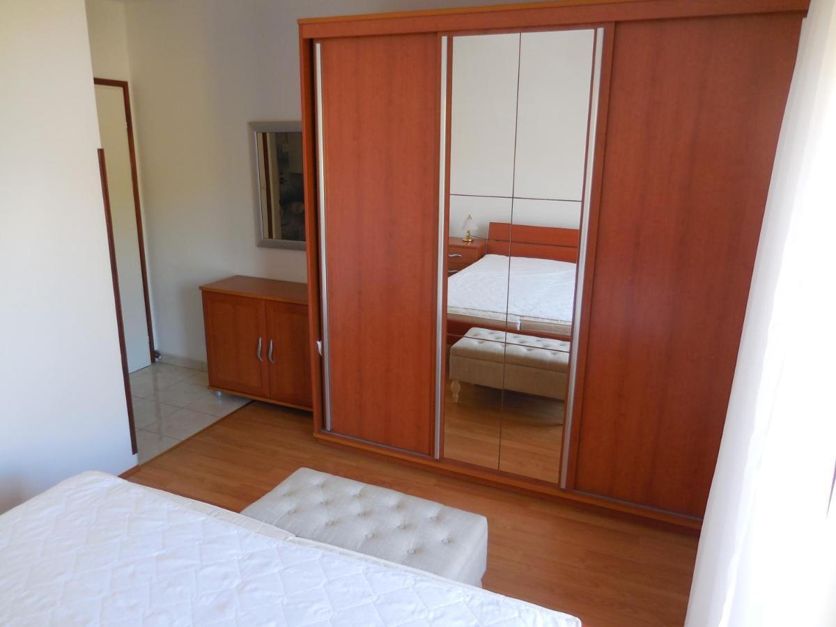 Apartments Ivica Lupic Kampor Екстер'єр фото