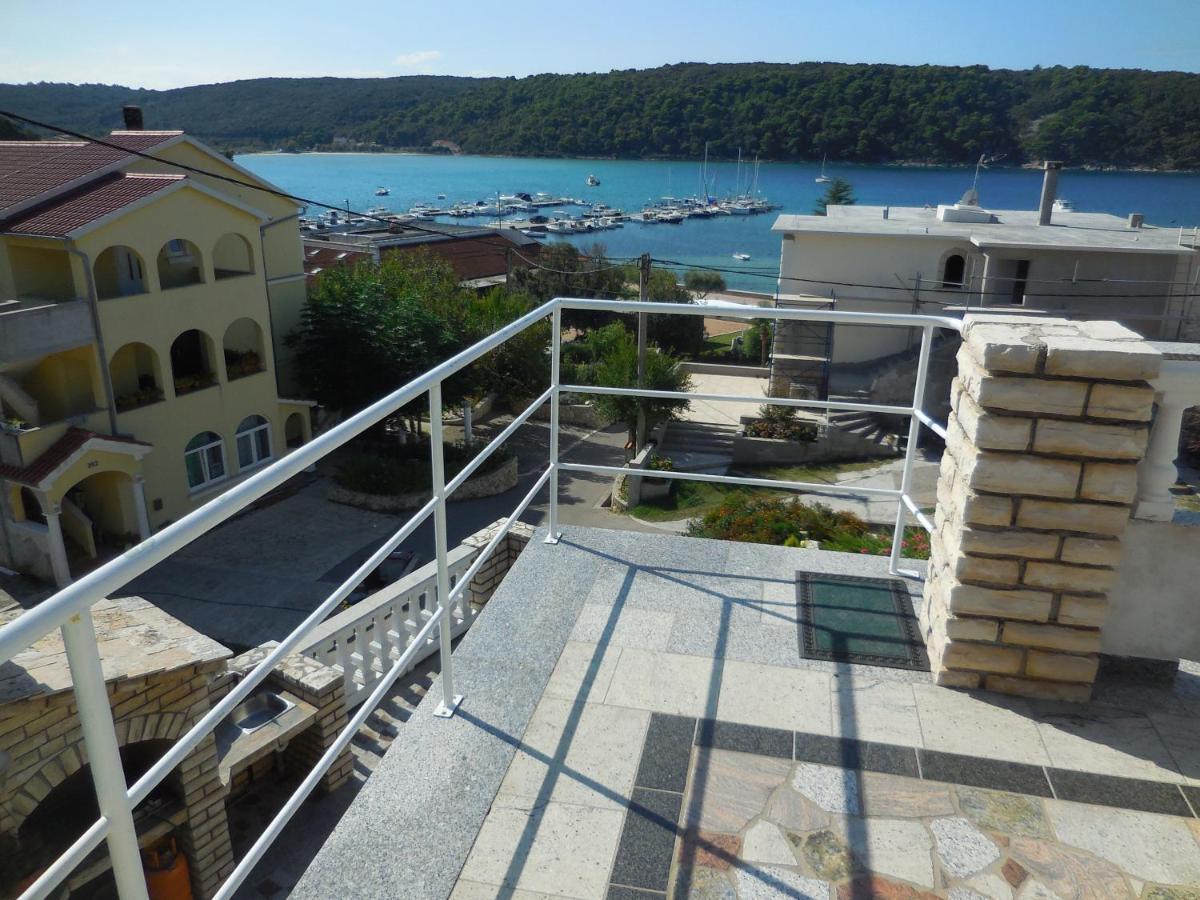 Apartments Ivica Lupic Kampor Екстер'єр фото