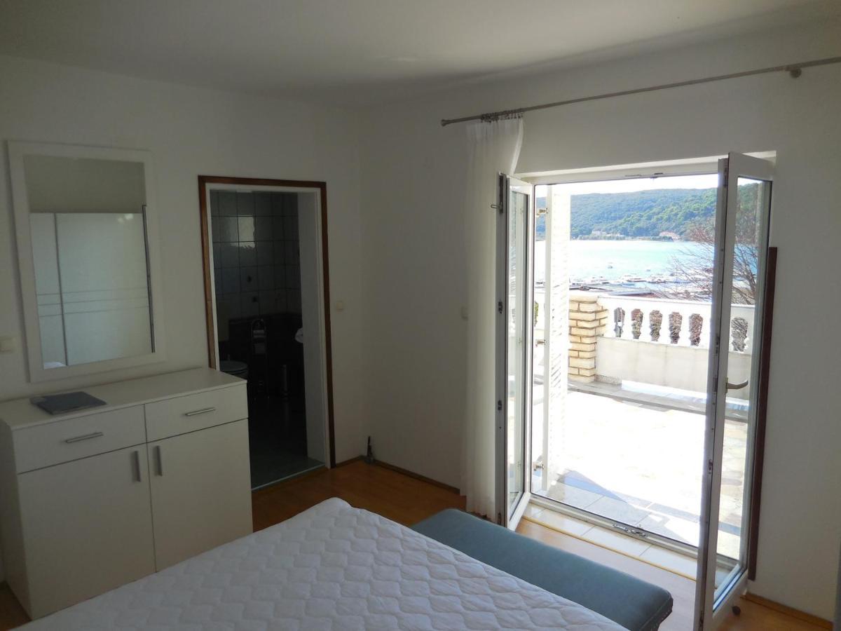 Apartments Ivica Lupic Kampor Екстер'єр фото